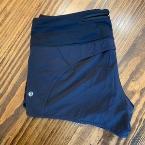 Black Lululemon Speed Up short - Sz 8